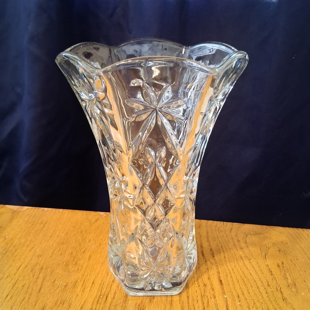 Vtg Anchor Hocking Prescut Pressed Glass Vase Star of David Clear Hex 10.25" EVC